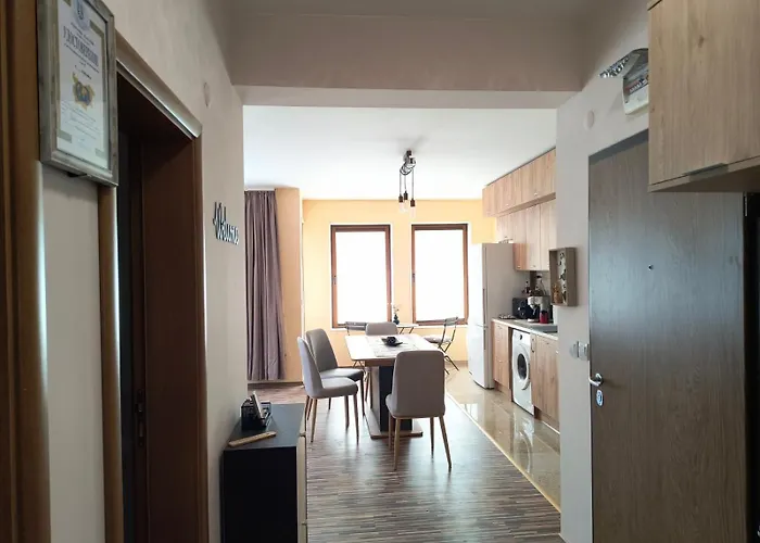 за гости александър Apartment *